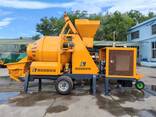 Concrete trailer pump - photo 2